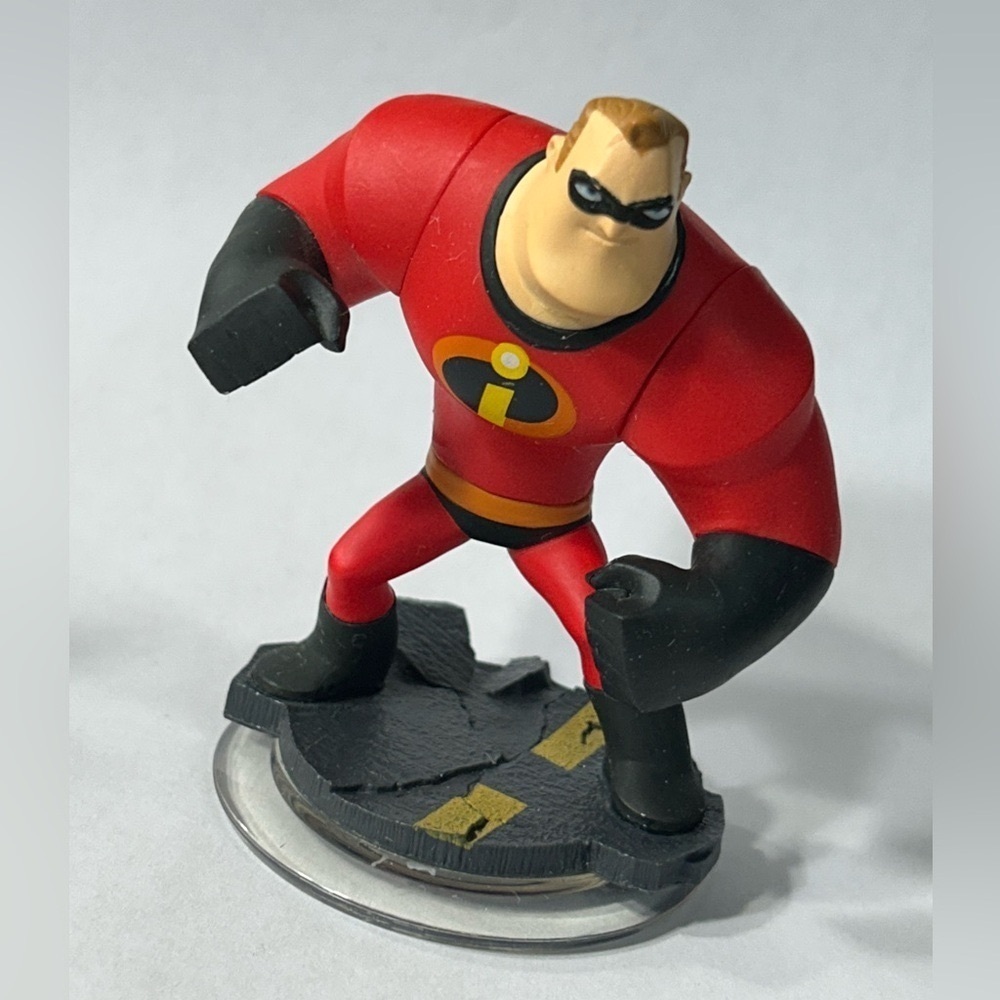 Disney Infinity - Mr. Incredible Buy 4 $14 Figures Get TWO $14s FREE 🤜🤛